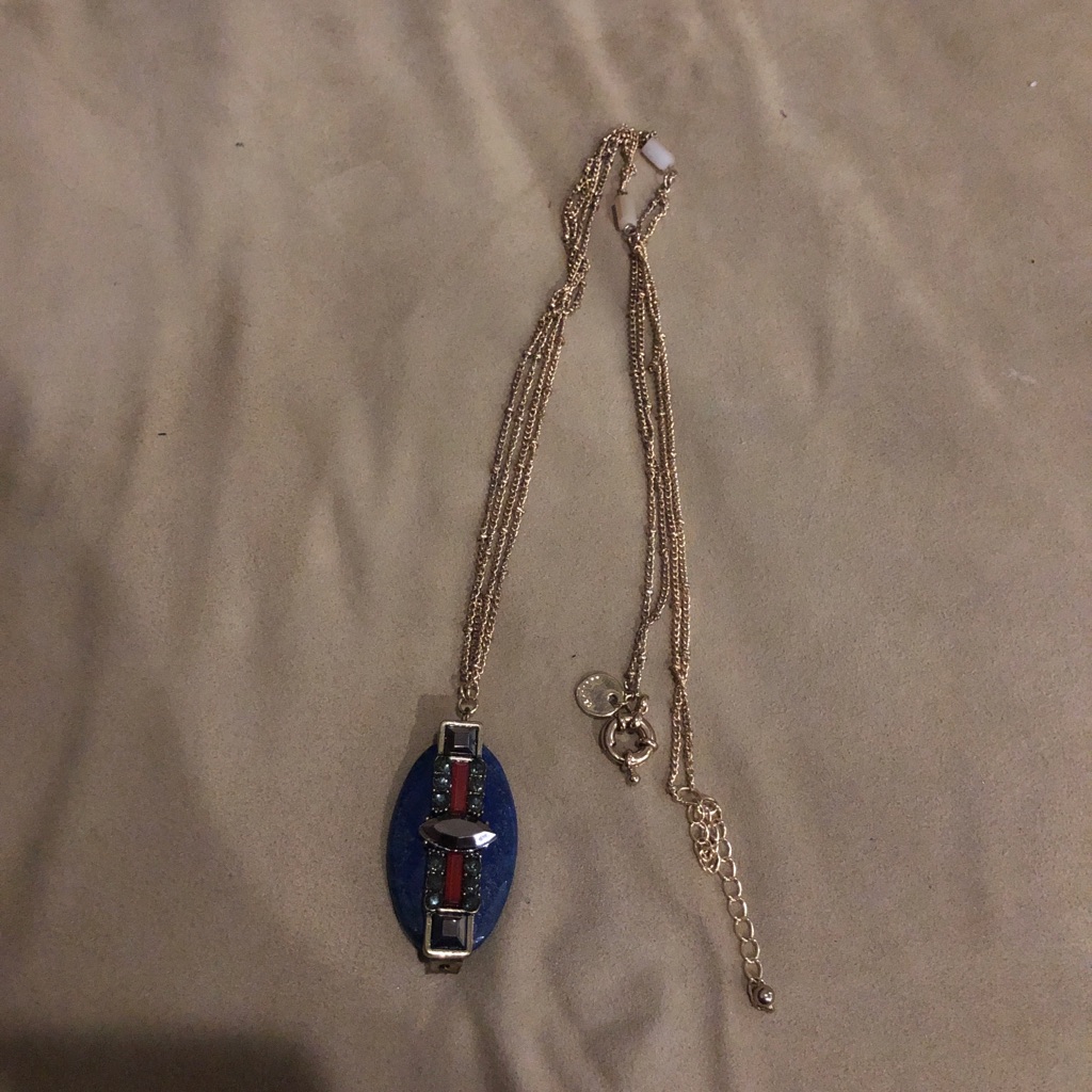 Abercrombie And Fitch Blue Pendant Necklace